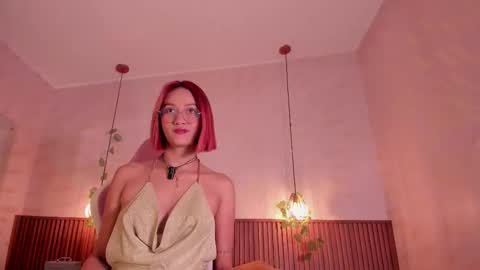 Daphne online show from March 2026 03:11:01 AM