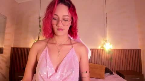 Daphne online show from May 2026 03:15:01 AM