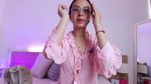daphnevalucci online show from April 2026 08:07:01 PM