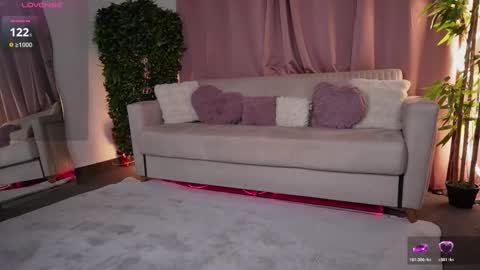 Darcie online show from March 2026 09:18:02 PM