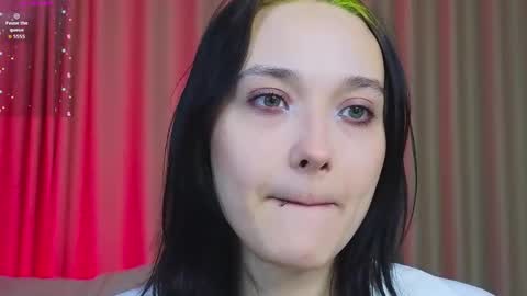 Darcy online show from April 2026 01:40:01 AM