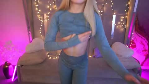 dariadelly online show from May 2026 01:50:01 PM