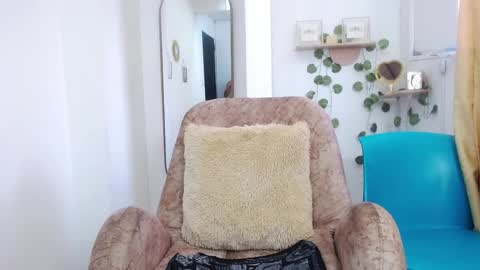 Snapshot of dark_dreams0 chatting on May 2026 07:20:02 PM dark_dreams0 online show from May 2026 07:20:02 PM