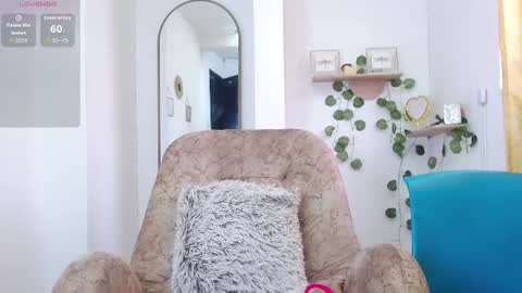 Snapshot of dark_dreams0 chatting on June 2026 06:06:02 PM dark_dreams0 online show from June 2026 06:06:02 PM