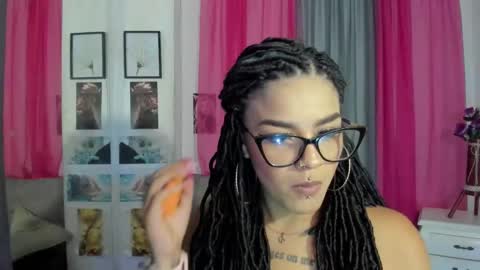 dark_flama online show from March 2026 01:11:01 AM