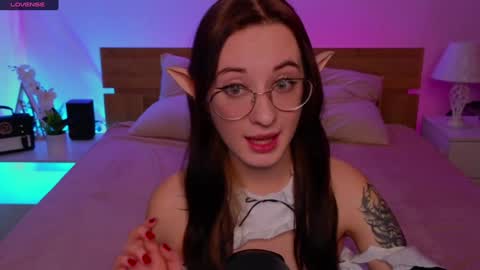 Lola online show from February 2025 09:56:02 AM