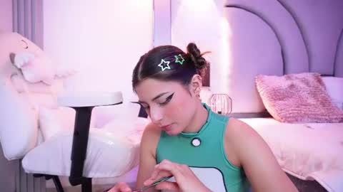 Snapshot of darkangelx_ chatting on June 2026 11:29:02 PM Angel Darcy online show from June 2026 11:29:02 PM