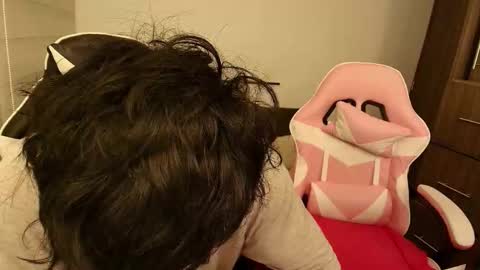 darkpleasuress online show from November 2025 05:43:02 AM