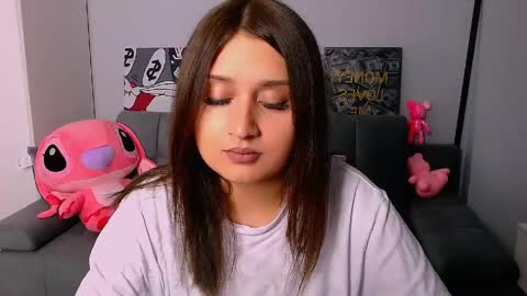 Amelie online show from April 2026 04:34:01 PM