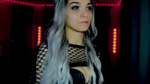 roseredgoddess online show from June 2026 01:03:01 AM