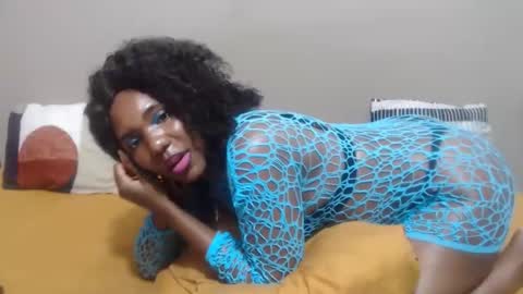 Darksultryxx30 online show from May 2026 11:12:03 PM