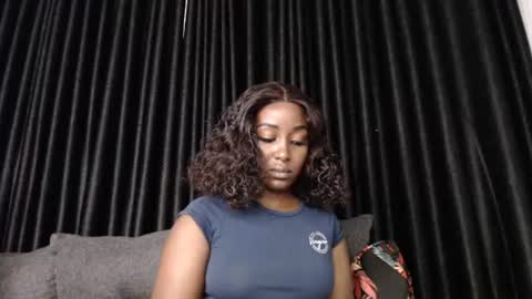 Snapshot of darktanqueen chatting on June 2026 04:31:01 AM darktanqueen online show from June 2026 04:31:01 AM