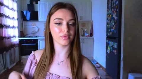 Darlina online show from May 2026 10:33:02 AM