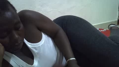 darling_ella online show from April 2026 08:09:02 AM