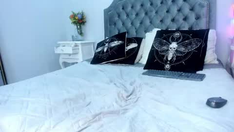 Dasha online show from May 2026 09:53:01 PM