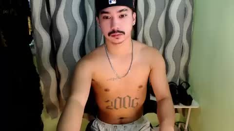 Snapshot of dave_cummers chatting on June 2026 02:03:02 AM DAVE online show from June 2026 02:03:02 AM