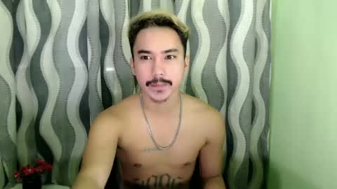 Snapshot of dave_cummers chatting on June 2026 02:14:02 AM DAVE online show from June 2026 02:14:02 AM