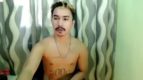 Snapshot of dave_cummers chatting on June 2026 01:49:01 AM DAVE online show from June 2026 01:49:01 AM