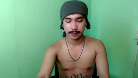 Snapshot of dave_cummers chatting on June 2026 12:22:01 PM DAVE online show from June 2026 12:22:01 PM