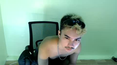 Snapshot of dave_cummers chatting on July 2026 03:23:01 AM DAVE online show from July 2026 03:23:01 AM
