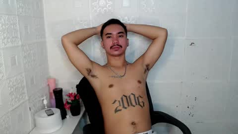 Snapshot of dave_cummers chatting on July 2026 06:38:01 AM DAVE online show from July 2026 06:38:01 AM