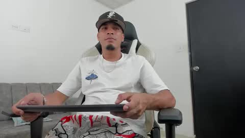 dave online show from October 2025 02:06:01 AM