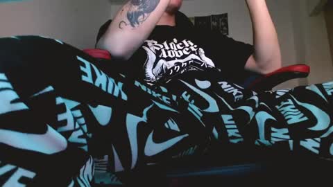 davidsalazar33 online show from April 2026 02:37:02 AM