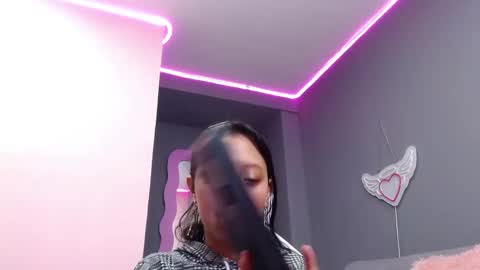 day_demoni online show from April 2026 02:00:02 PM