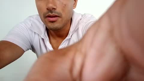 dayner_r online show from July 2026 04:37:02 PM