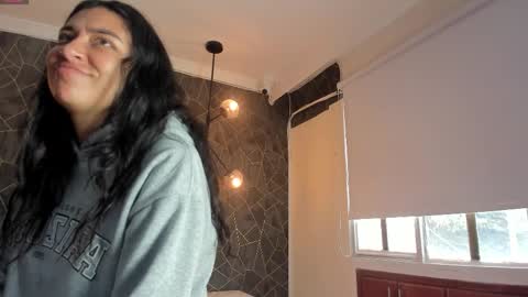 DAYRA ANGELS online show from November 2025 05:12:01 PM