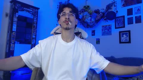 Snapshot of dazzayyy chatting on January 2026 01:20:02 AM dazzayy online show from January 2026 01:20:02 AM