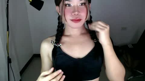 dazzzlingcarol online show from July 2026 09:59:01 AM