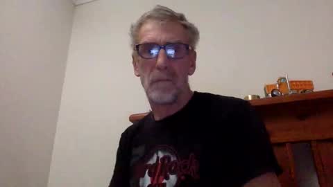 deanofflove2210 online show from December 2024 07:48:01 AM