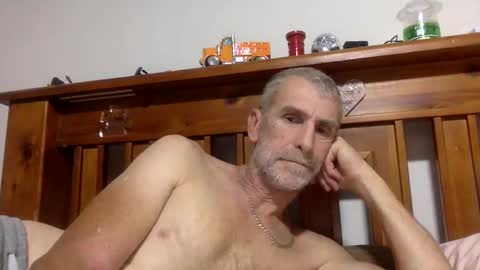 deanofflove2210 online show from January 2025 01:49:01 AM