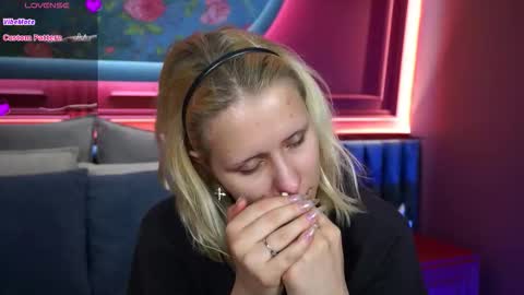 Dolly online show from October 2025 12:55:02 PM