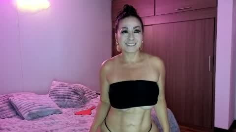 DeboraMom online show from April 2026 12:22:02 AM