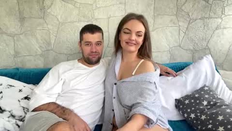 deeplookscouple online show from October 2025 05:17:01 AM