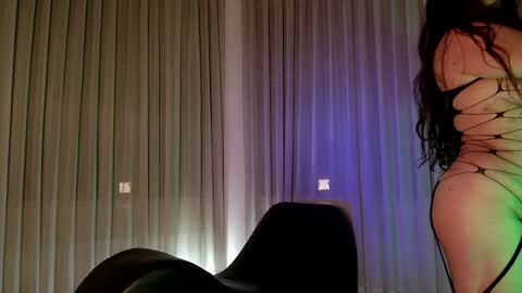 Andre  online show from December 2024 06:32:01 AM