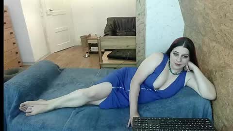 deinekatze online show from June 2026 08:31:02 PM