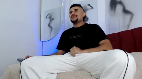  DEIVY  online show from March 2026 02:50:01 AM