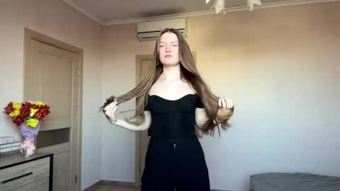 Mila online show from March 2026 07:14:02 AM