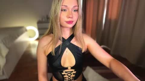 Snapshot of delanona chatting on June 2026 05:41:02 AM Dia online show from June 2026 05:41:02 AM