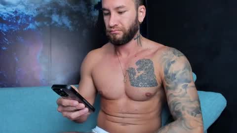 Delessandro online show from June 2026 04:33:01 PM