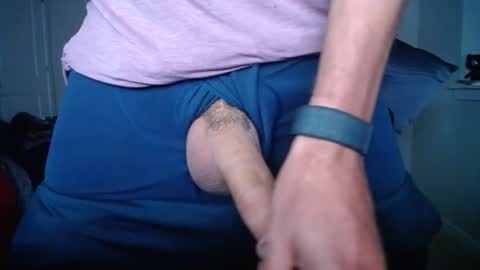 delicioso4u online show from April 2026 06:03:01 AM