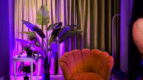 Delilah online show from March 2026 08:34:01 PM