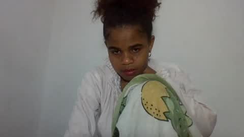 delphine online show from July 2026 07:42:02 PM