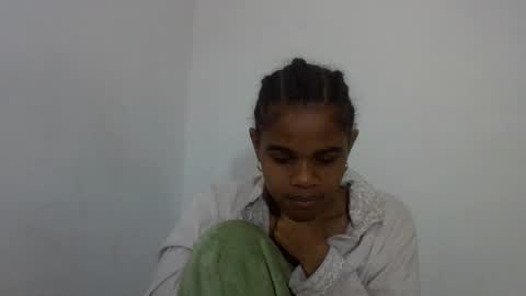 delphine online show from July 2026 05:04:02 AM