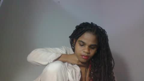 delphine online show from July 2026 06:45:01 PM