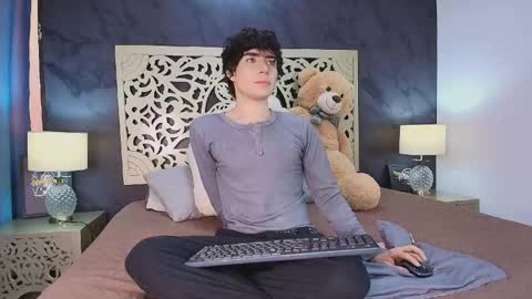   online show from April 2026 01:28:01 PM