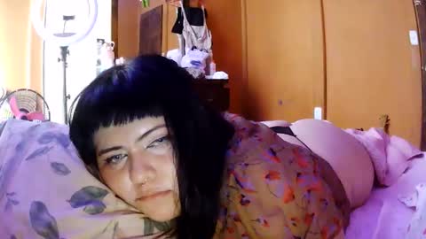 demonchubbygirl online show from June 2026 04:33:01 PM